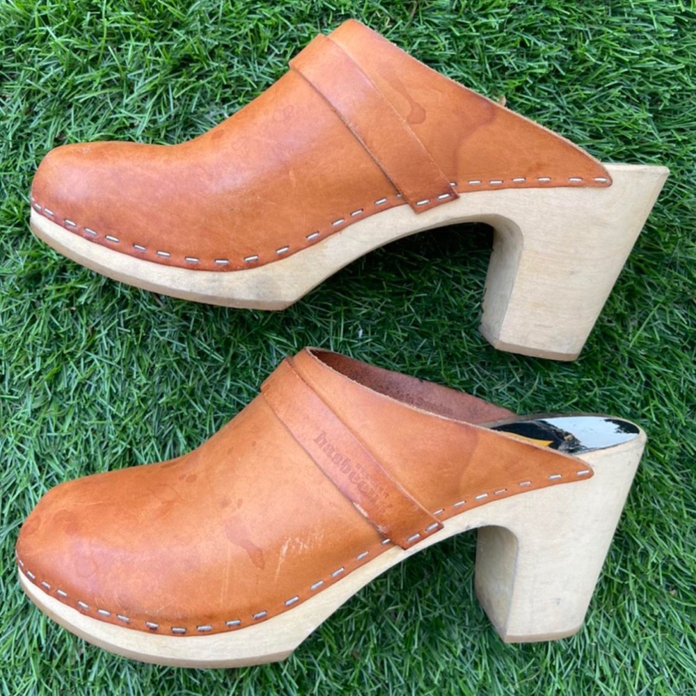 ⭐️SWEDISH HASBEENS CLOGS⭐️